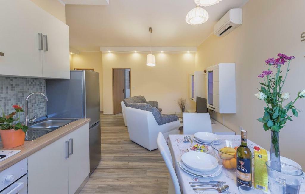 Apartments Klaudija プーラ エクステリア 写真