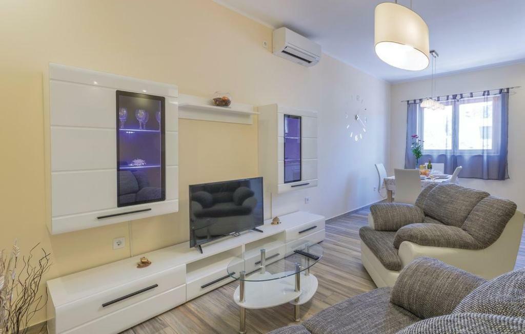 Apartments Klaudija プーラ エクステリア 写真