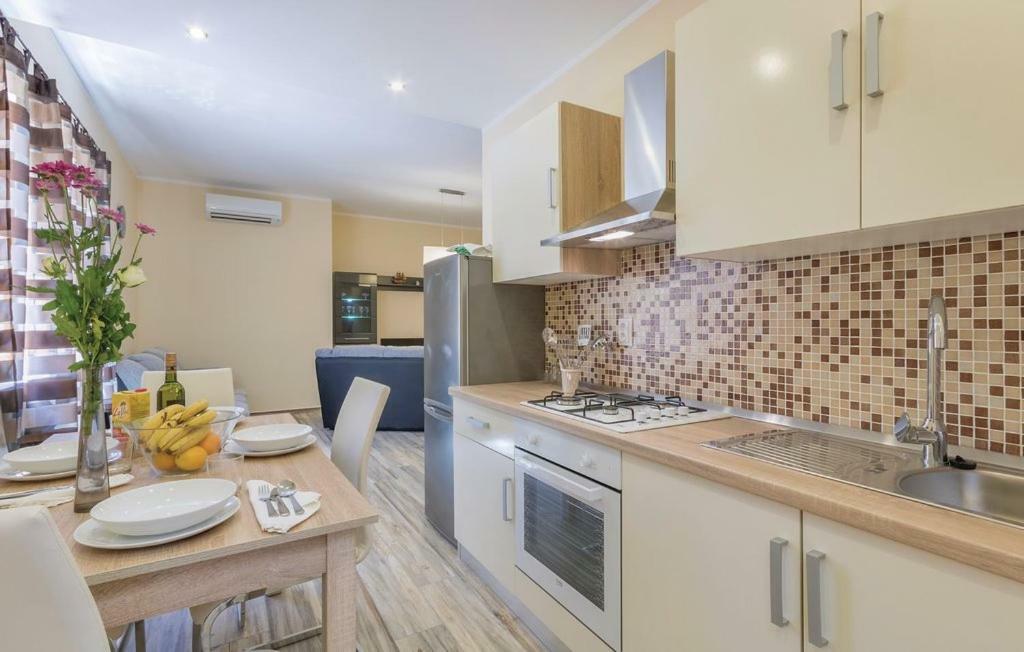 Apartments Klaudija プーラ エクステリア 写真